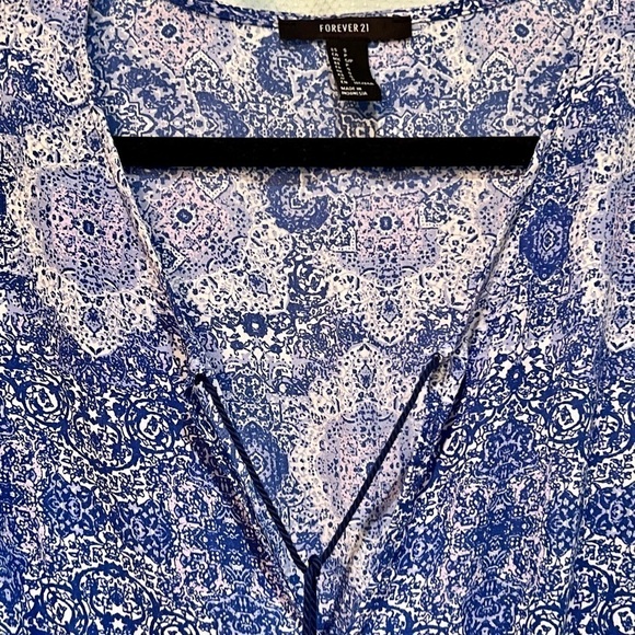 Sale FOREVER 21 Women’s Dress S Tunic Boho Long Sleeved Lightweight Blue White - Picture 3 of 11